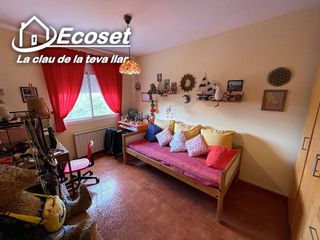 Chalet en venta en Vallirana