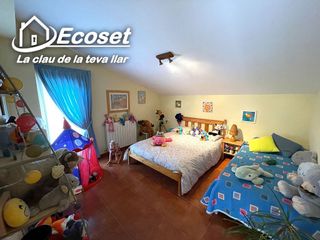 Chalet en venta en Vallirana