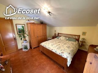 Chalet en venta en Vallirana