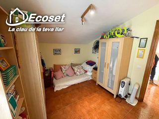 Chalet en venta en Vallirana