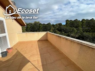 Chalet en venta en Vallirana