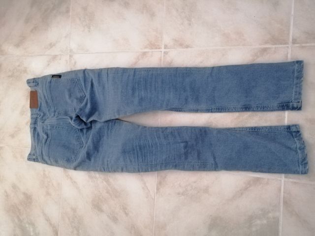 Pantalón vaquero moto