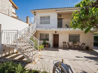 Chalet en venta en Sant Esteve Sesrovires