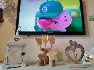 Fiori di legno, riciclo creativo. Arte.