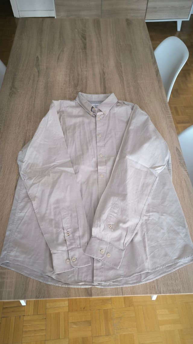 Camisa Chevignon color crema