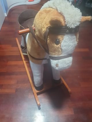 Caballo balancín 