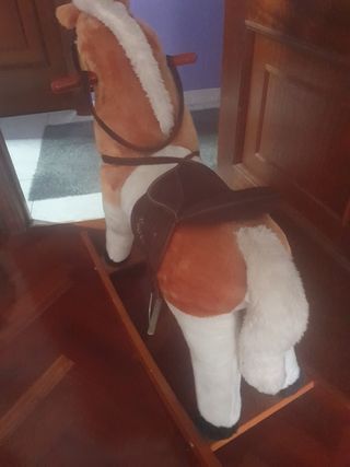Caballo balancín 