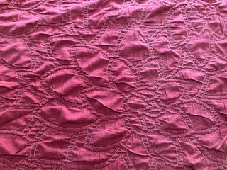 Colcha piqué burdeos cama 150