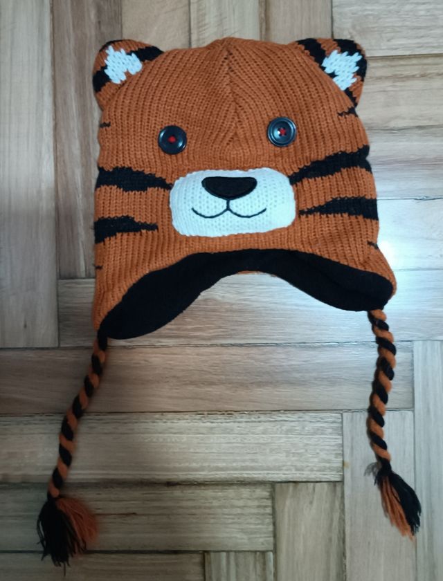 Gorro de lana Tigre