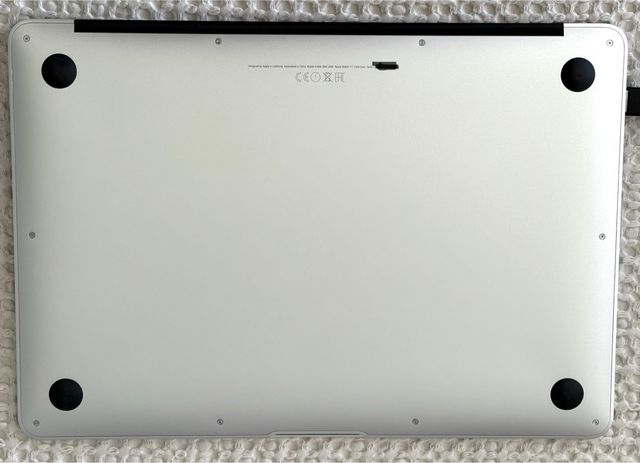 MacBook Air 13”. Core I5. 8GB. Perfecto estado