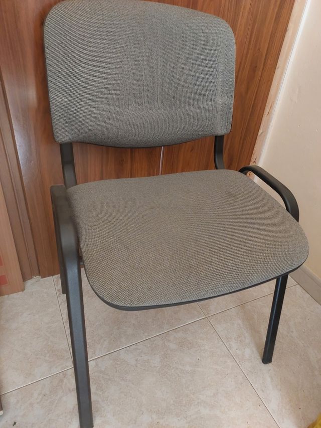 4 Sillas de oficina