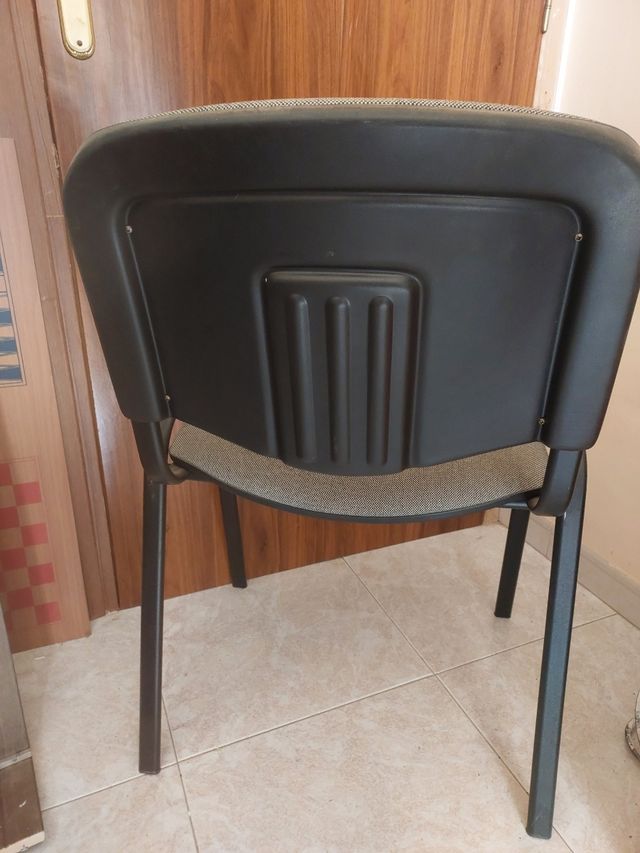4 Sillas de oficina