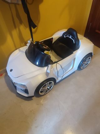 Coche de batería para niños