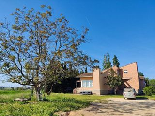 Chalet en venta en Binéfar