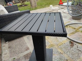 Mesa jardín aluminio.