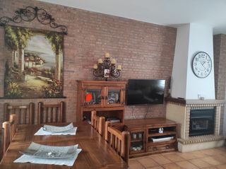 Salón comedor estilo rustico