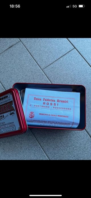 KRUMIRI ROSSI SCATOLA VINTAGE IN METALLO