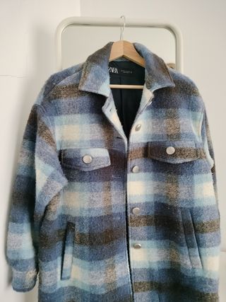 Cazadora Zara oversize