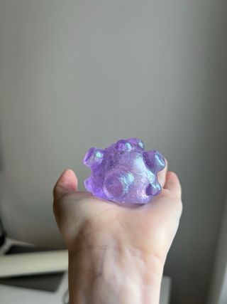 Pots for hanging tillandsias