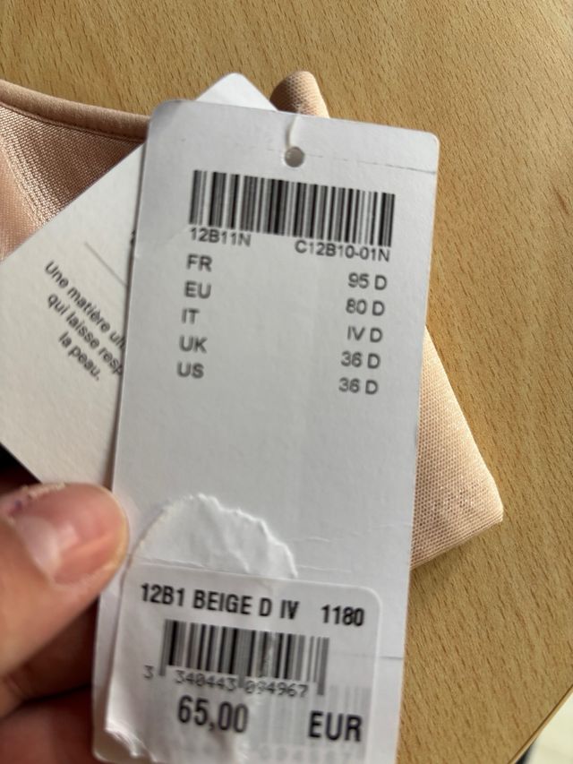 Reggiseno Chantelle taglia IV D nuovo con cartelli