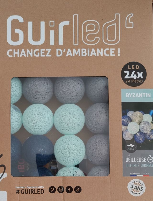 Catena luminosa con 24 sfere led