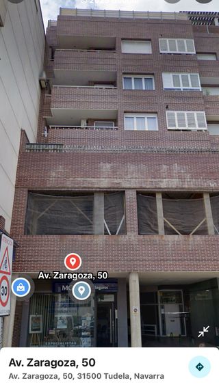 Plaza de garaje moto