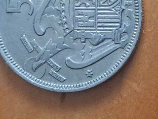 Moneda 5 pesetas estrella 75