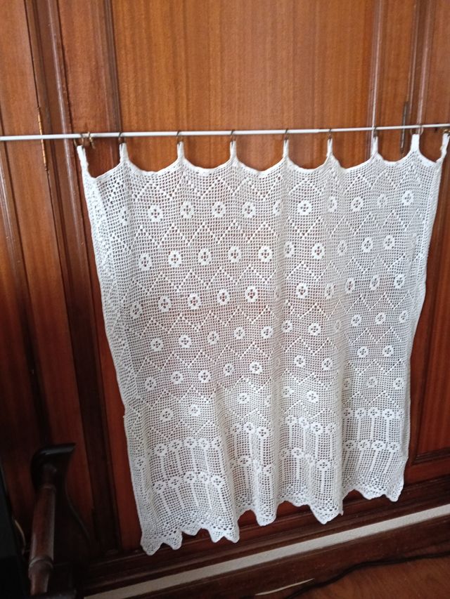 Cortina hecha de punto.vintage.