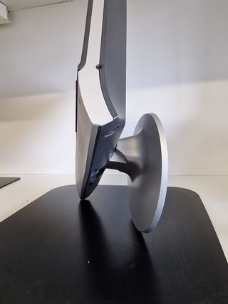 TV. LCD- Pantalla ordenador.