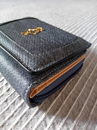 Cartera de mujer de polipiel
