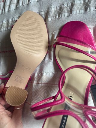 Sandalias Zara fucsias transparentes nuevas