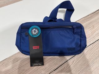 Se vende riñonera levis