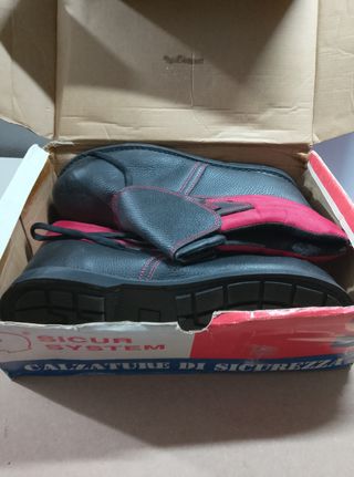 Scarpe antinfortunistiche tg.46 nuove 
