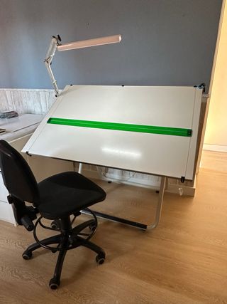 Mesa Dibujo y Silla