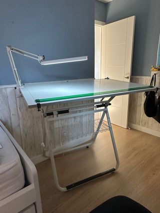 Mesa Dibujo y Silla