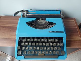 Maquina escribir antigua Citizen F2