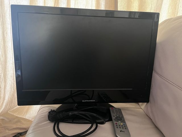 TV 24” Supratech Full HD con TDT