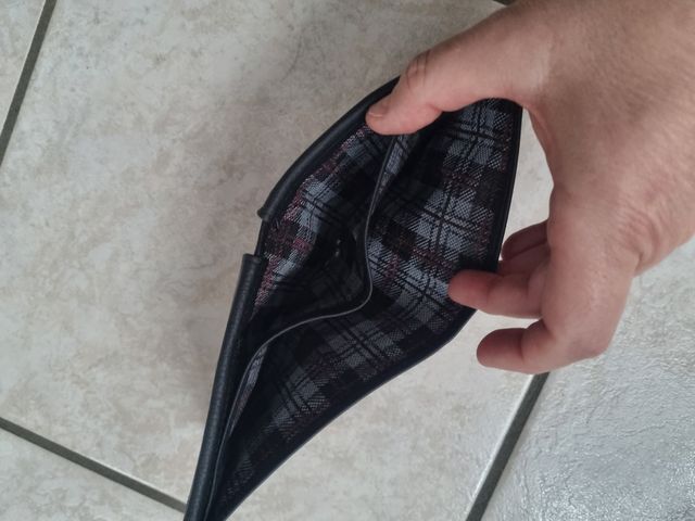 Portafoglio in vera pelle