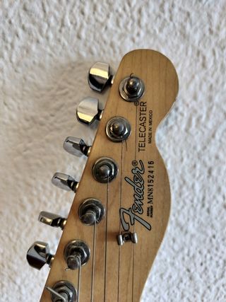 Guitarra Fender Telecaster Standard Mex