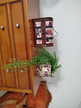 Conjunto decoración cofre para y regader