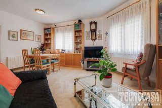 Casa adosada en venta en Riu en Santa Coloma de Gramanet