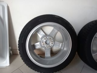 Ruote complete con cerchi in lega