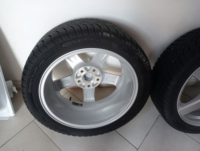 Ruote complete con cerchi in lega