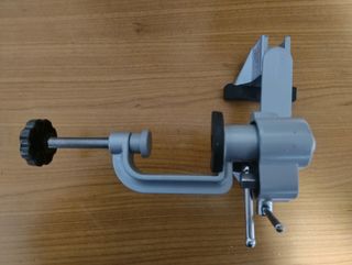 Morsa da tavolo bancone rotante