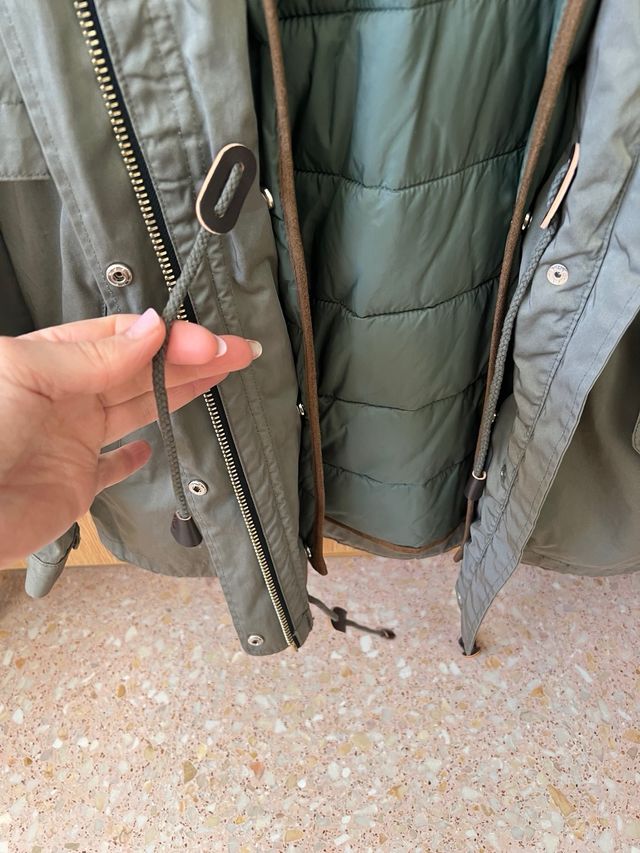 Parka verde Zara mujer talla S