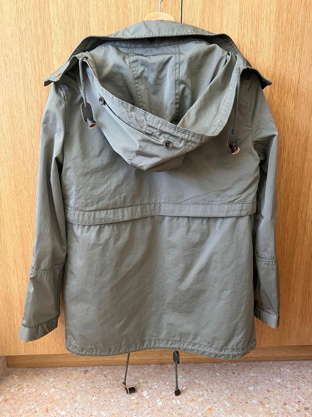 Parka verde Zara mujer talla S