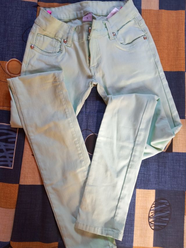 Pantalón elástico niña