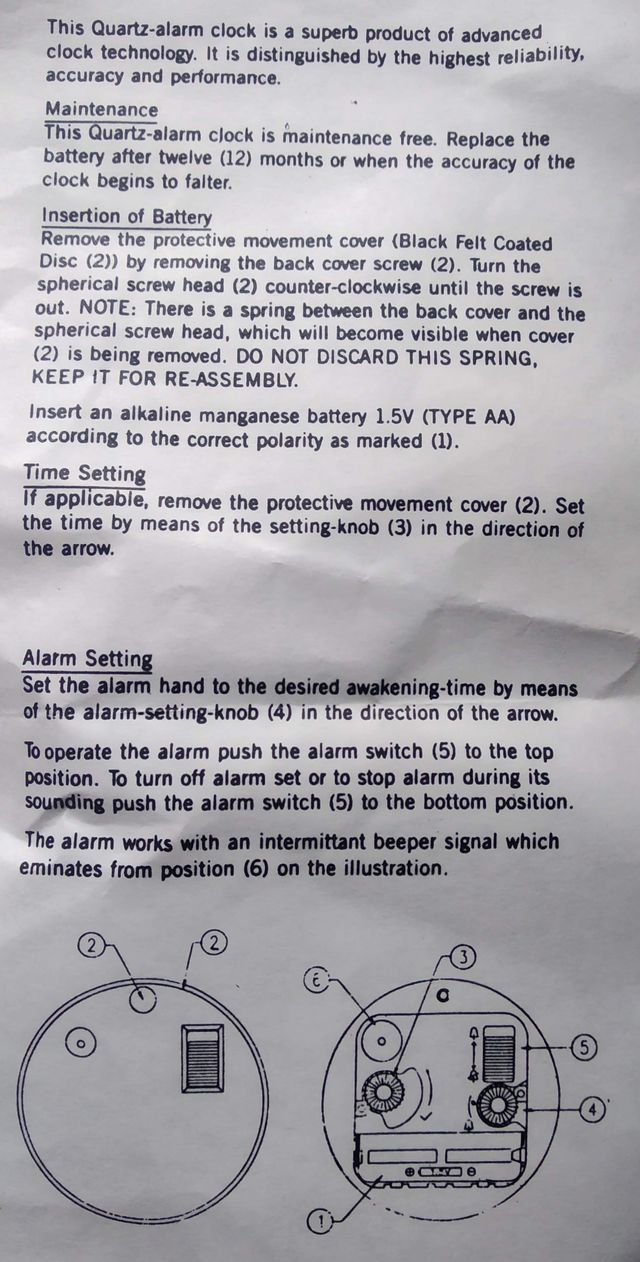 Reloj despertador con baño plateado