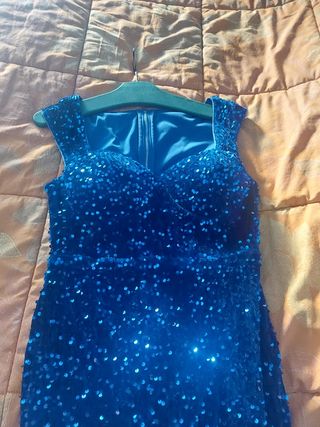 Abito da cerimonia in paillettes 