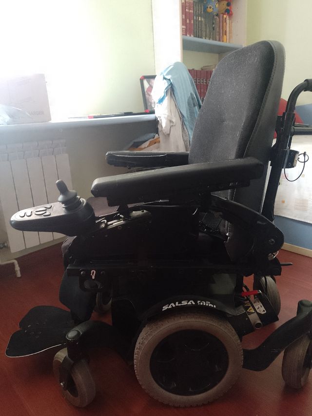 Silla de ruedas eléctrica